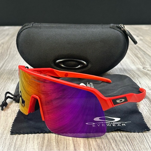 COPY - Oakley Sutro Lite Prizm Sunglasses Res Frame Ruby Red Lens Gently Used - Picture 2 of 7